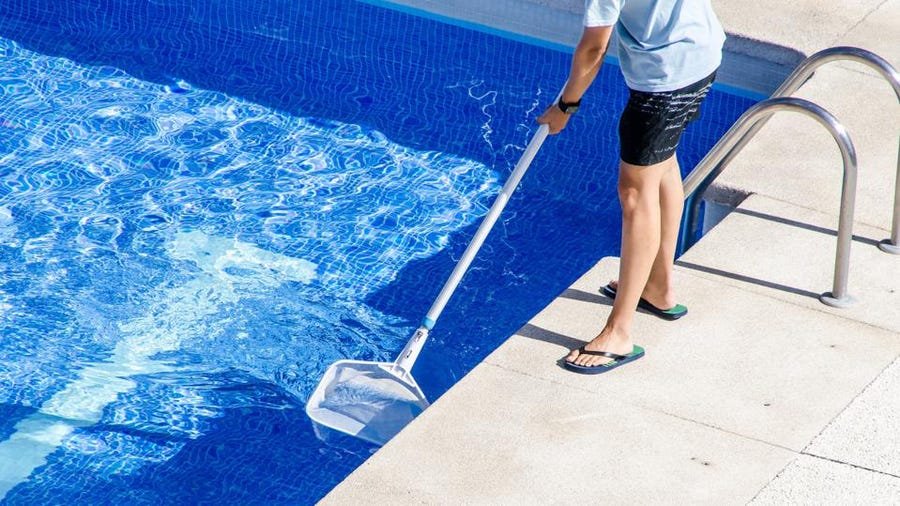 Pool Cleaning Adelaide Service